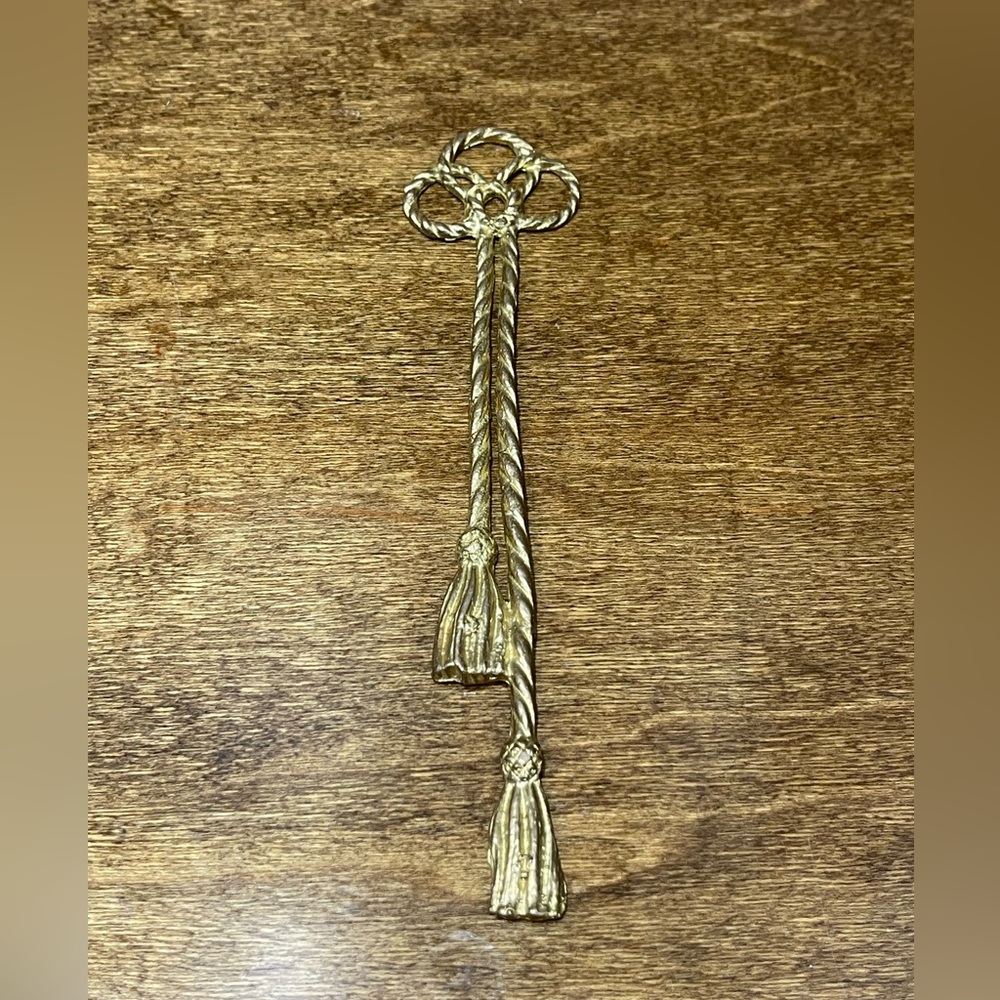 Vintage R.O.C decorative item